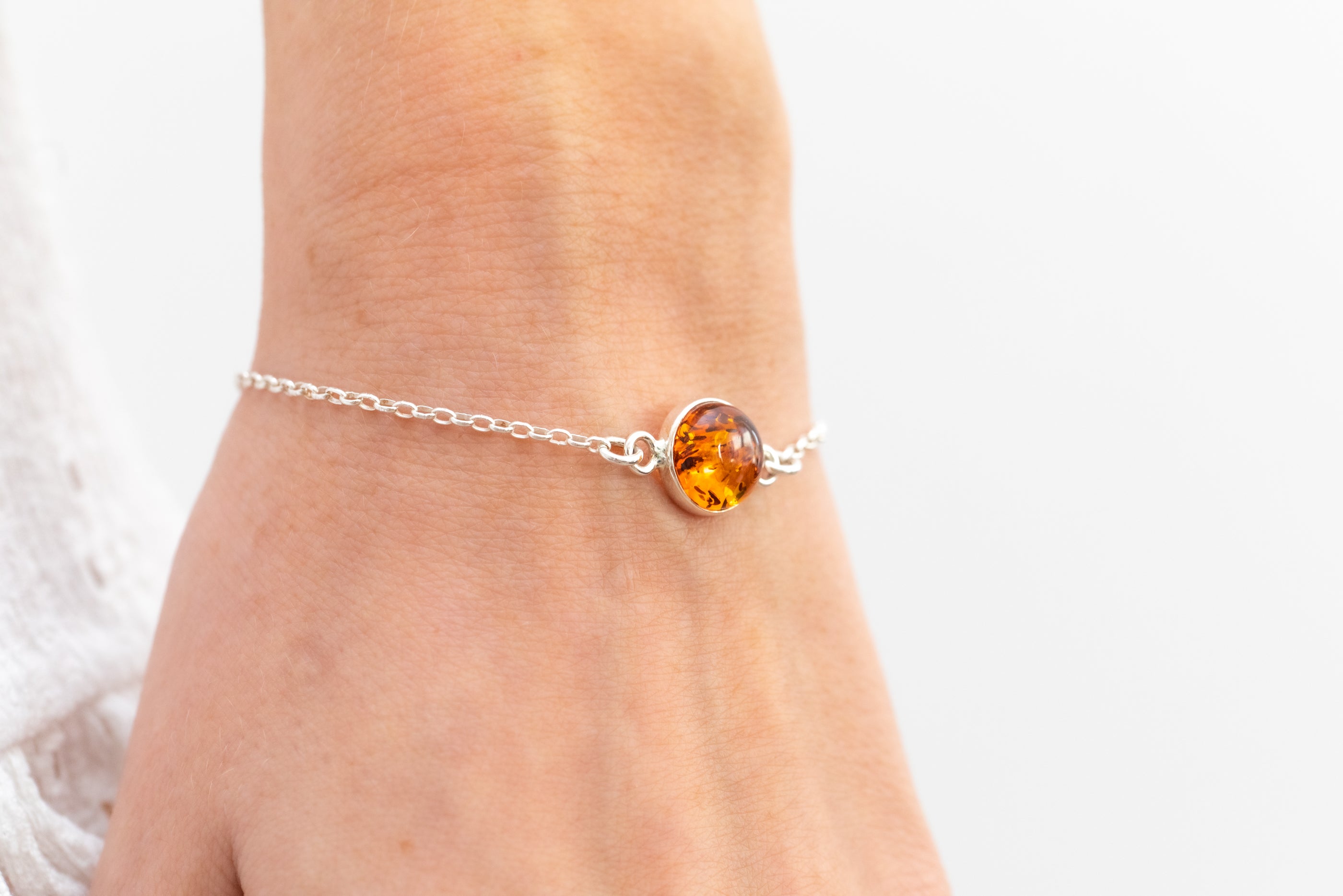 ESSENTIALS Link Chain Amber Bracelet- Bracelets- Baltic Beauty