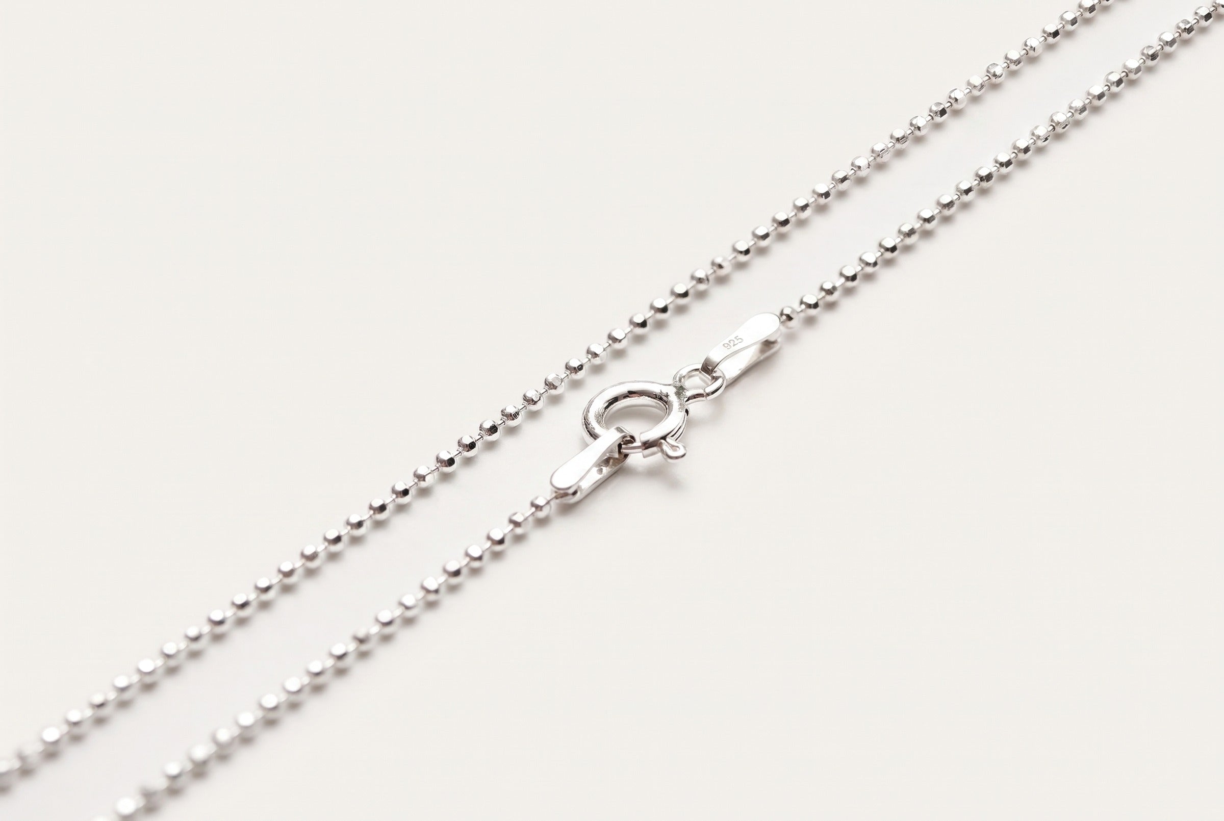 17.5" (45cm) Diamond Ball Chain – necklace in sterling silver, clasp detail