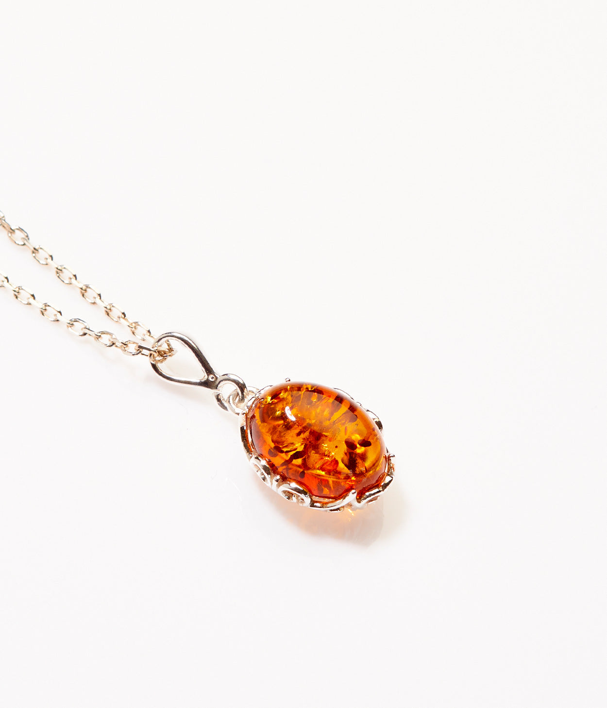 Demi Amber Drop Pendant - Elegant Amber Pendant Necklace– Baltic