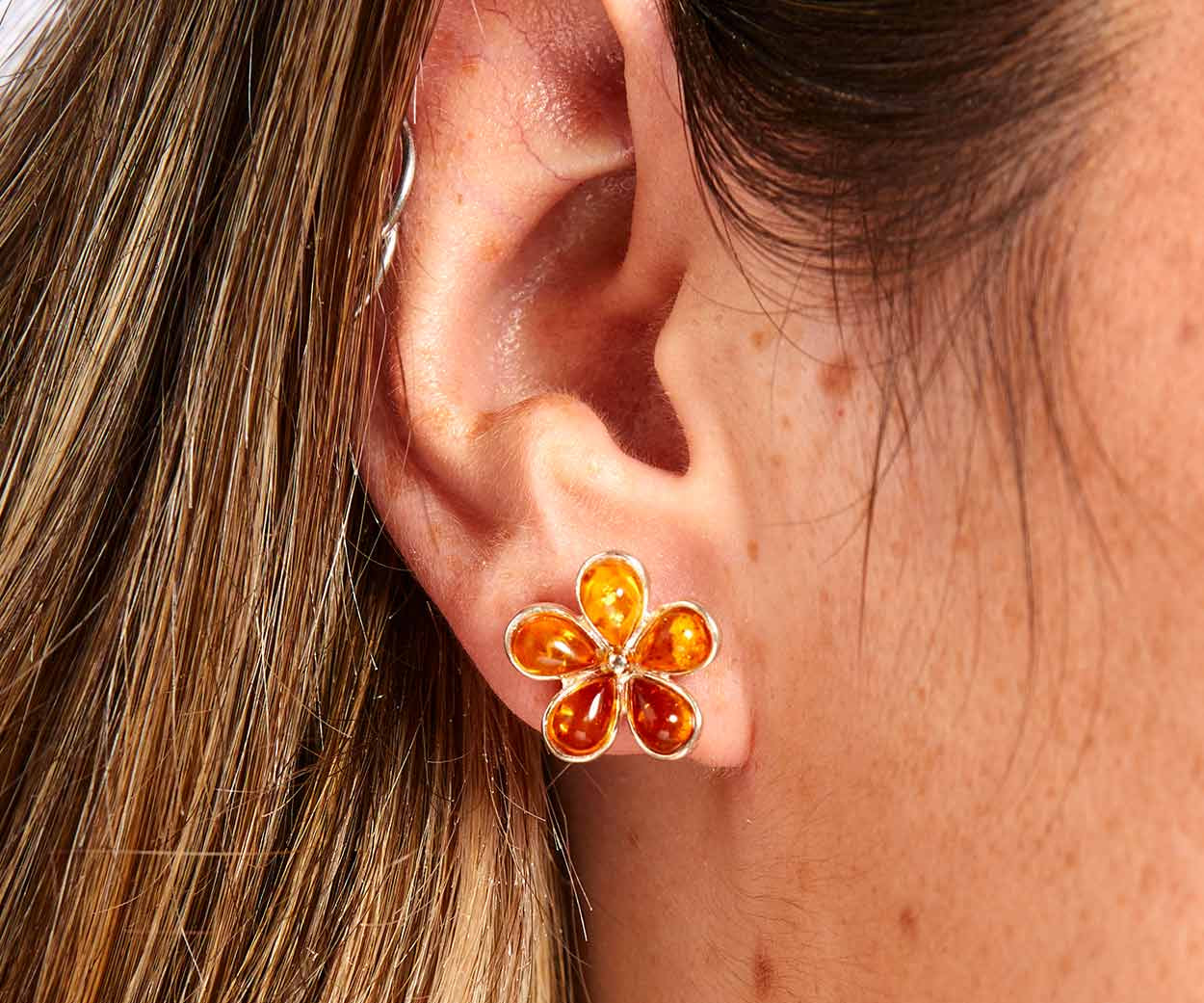 Amber Daisy Stud Earrings — Baltic amber and sterling silver jewellery by Baltic Beauty