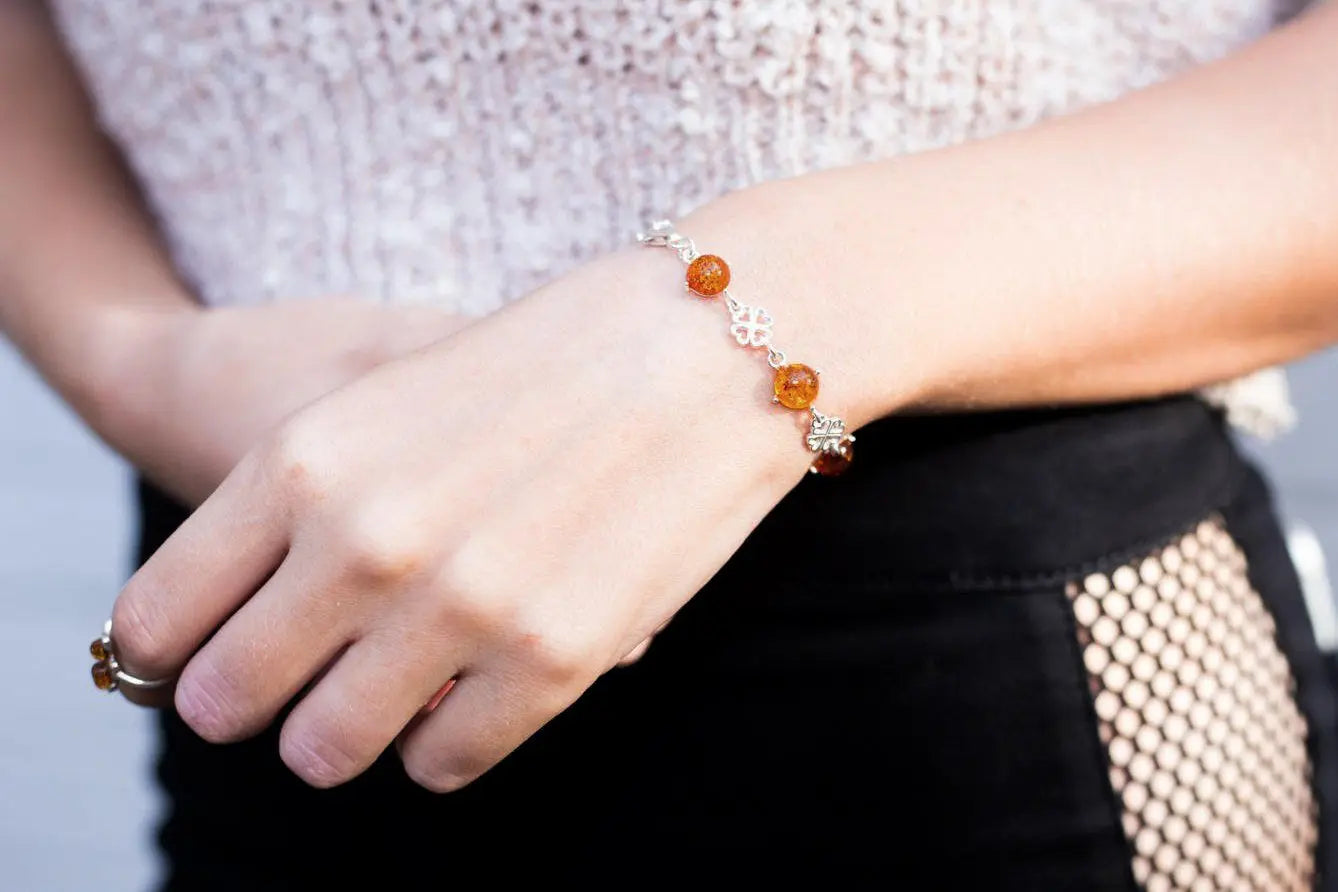 Lucky Clover Amber Bracelet- Bracelets- Baltic Beauty